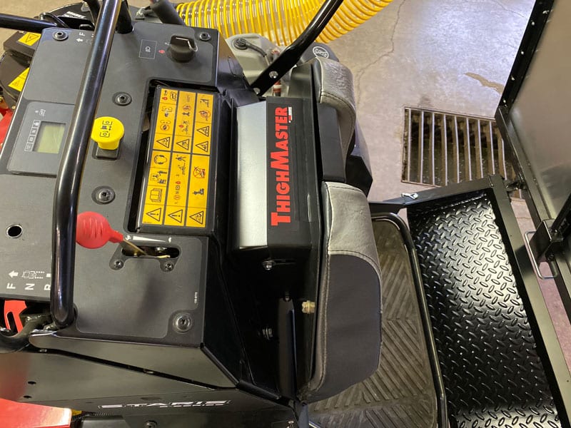 ThighMaster Deck Support for Commercial Mowers product photo