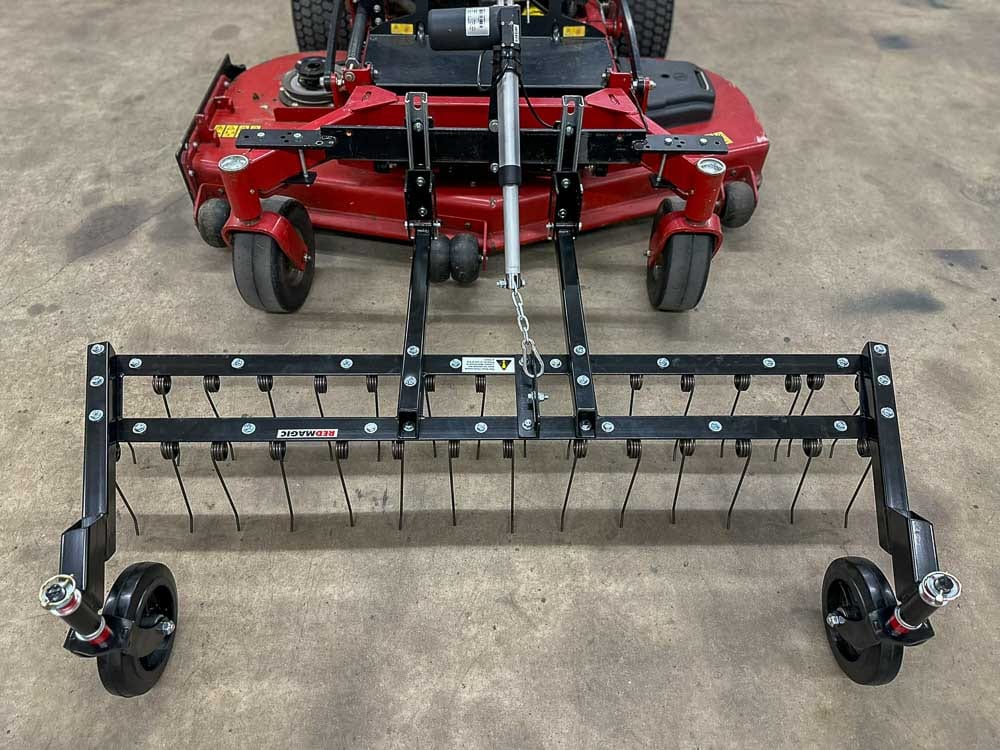 HD 60 inch Dethatcher tines close-up