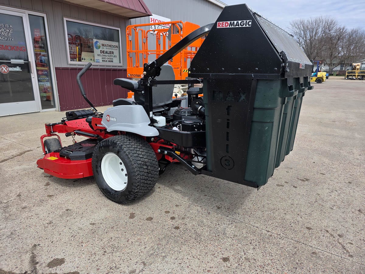 MAXfill 3
Advanced Commercial Mower Collection System product photo