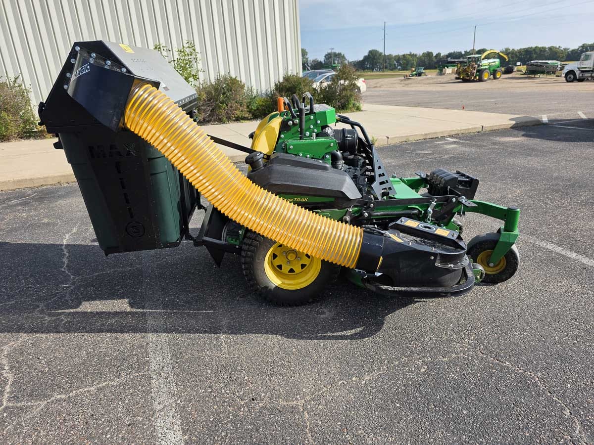 MAXfill 3
Advanced Commercial Mower Collection System product photo