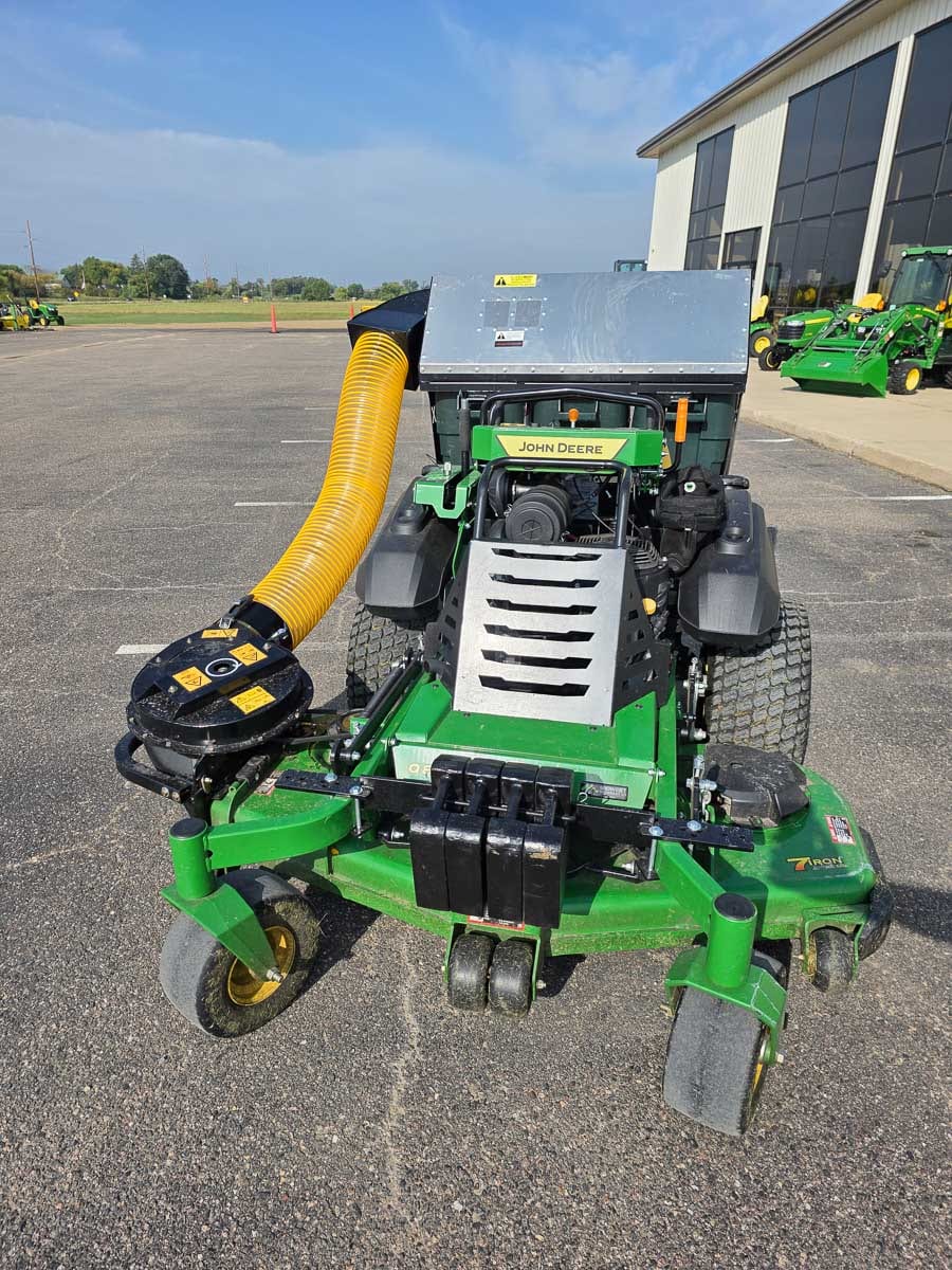 MAXfill 3
Advanced Commercial Mower Collection System product photo